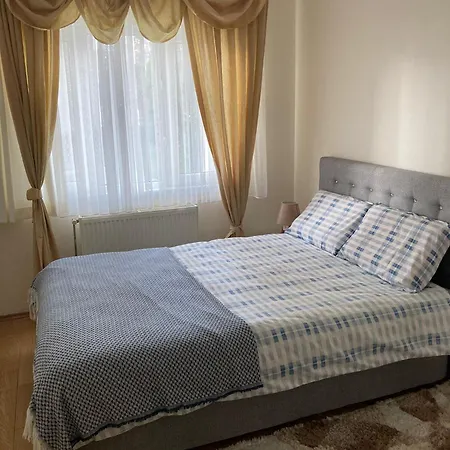 Διαμέρισμα Cozy In A Popular Neighborhood *